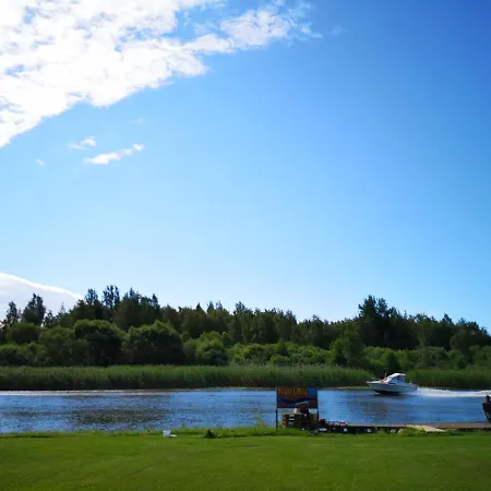 Kortsimaja Myza Kastre