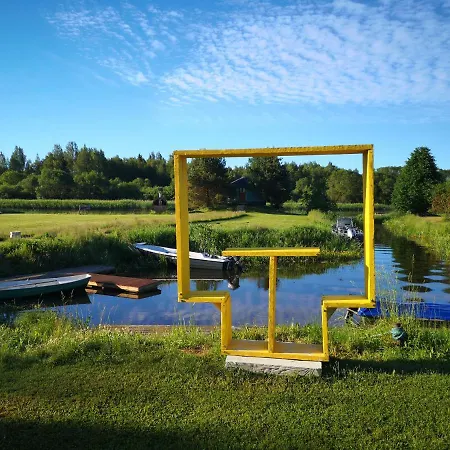 Kortsimaja Myza Kastre