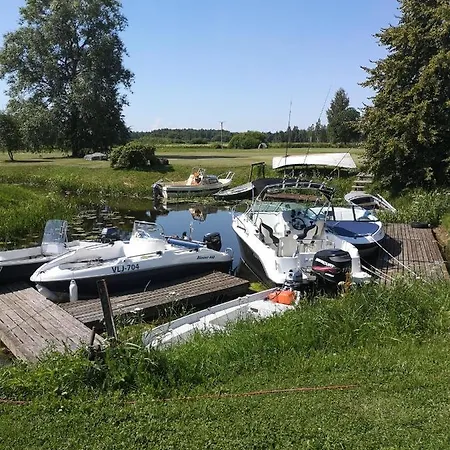 Kortsimaja Myza Kastre