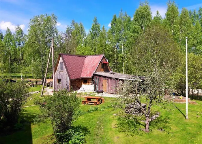 Kortsimaja פארק נופש *