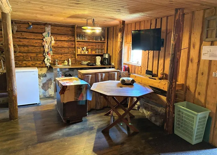 Kortsimaja Myza Kastre